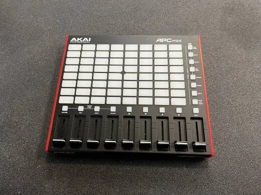 Akai - APCMINI2